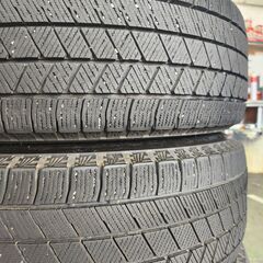 高級冬タイヤのVRX3　195/65R15　スタッドレスタイヤ４本セット　ブリヂストン　2022年製の画像