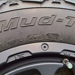 BF Goodrich　225/75R16 Mud-Terrain の画像