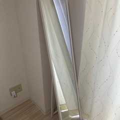 【ニトリ】全身鏡 フレーム白の画像