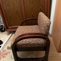 【無料】花柄ローチェアの画像