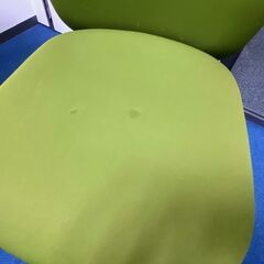 事務机用椅子（2脚）差し上げますの画像