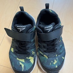 瞬足スニーカー　キッズ3足セットの画像