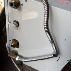 電気給湯器の画像