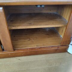 木製ローチェスト／収納棚（ガラス扉なし・リメイク・ナチュラルインテリアに）の画像
