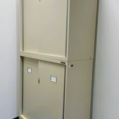 オカムラ製キャビネット差し上げます（高さ1,850mm）の画像