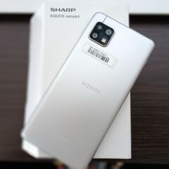 AQUOS sense4の画像