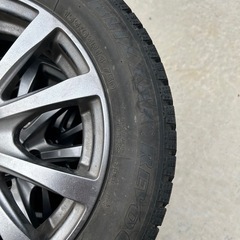 スタッドレスタイヤ　155/65R14 ブリヂストン　ホイール付きTRGの画像