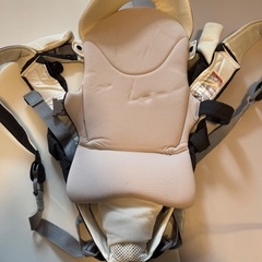 抱っこ紐combi ニンナニンナ 新生児~36ヶ月対応の画像