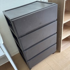 プラスチック収納の画像