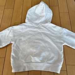 ベビーパーカー 子どもパーカー サイズ95.100の画像