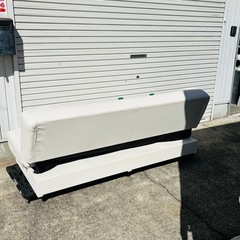 🛋【折りたたみソファベッド ホワイト／引き出し付き】の画像