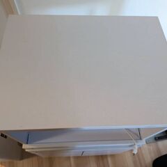 食器棚の画像