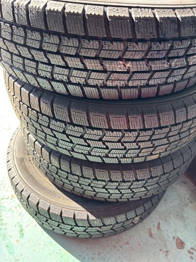 155/65R14 スタッドレス　新品　4本　工賃込み