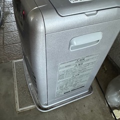 皆さんコメントいただき誠にありがとうございます。こちらのストーブもう決めました。また宜しくお願い致しますの画像