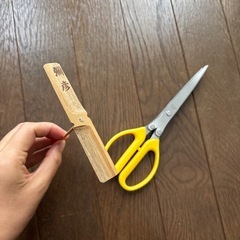 シュレッダーハサミ、竹とんぼの画像