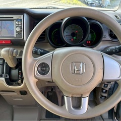 走行距離5万キロ台 低走行お探しの方必見 ホンダ N-BOX GLパッケージ★総額22.8万円★車検2年付き 機関良好 エアコンバッチリ 左パワスラ 純正ナビ 目玉車両 お早めに！の画像