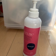 毛穴吸引化粧水　フェイシャルエステの画像