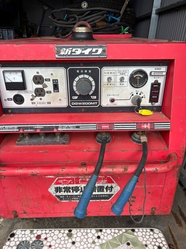 エンジンウェルダー　200V、溶接　軽油
