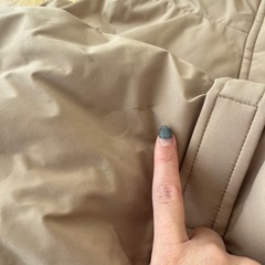ダウン　レディース　ベージュ　フード付き　M〜Lサイズの画像