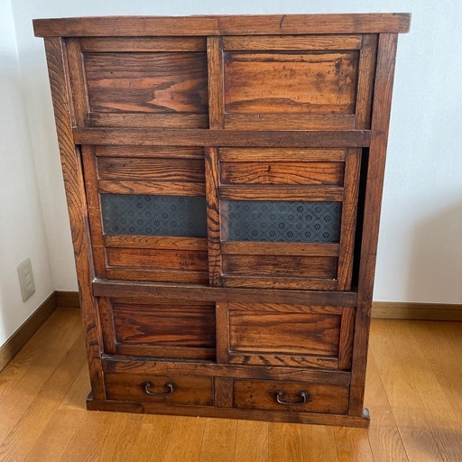 昭和の小ぶりな茶箪笥