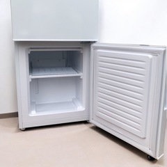 ニトリ 冷蔵庫 106L NTR-106WH ホワイト 2ドア 右開き 単身向け 冷凍冷蔵庫 白 コンパクト クリーニング済み 2021年製 訳ありの画像