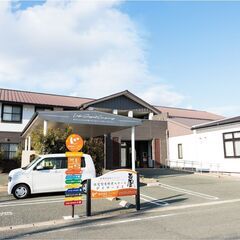 【月給26万円〜】豊川市の老人ホーム・デイサービスで看護師スタッフ募集！の画像