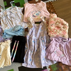 女の子服まとめ売りの画像