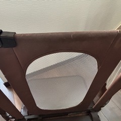 日本育児おくだけとおせんぼ　おくトビラLスマート　ベビーゲート　ジャンク品の画像