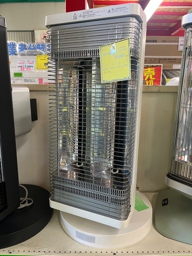 ジャングルジャングル貝塚店　遠赤外線暖房機　ダイキン　DAIKIN ERFT11WS 2019年製　動作確認済み　暖房器具　電気ヒータ