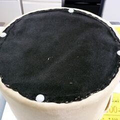 ☆収納スツール 椅子 直径330mm 深さ320mm 高さ370mm アイボリー イス ふた付き 丸いす 札幌市 豊平区 平岸店の画像