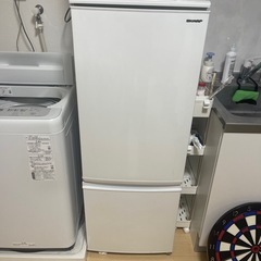 パナソニック洗濯機、シャープ冷蔵庫の画像