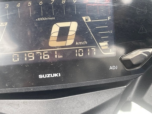 スズキ GIXXER SF250 ジ クサーUSBポート LEDライト