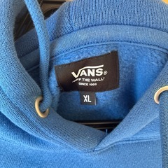 VANS  　パーカー　サイズXLの画像
