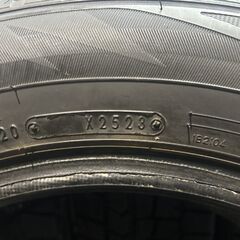 DUNLOP WINTER MAXX WM02 205/60R16 16インチ スタッドレス 4本 23年製 バリ溝 ステップワゴン ビアンテ プレマシー ヴォクシー等 (MTN726)クレジットカード QRコード決済可能の画像