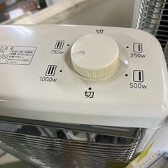 ジャングルジャングル貝塚店　遠赤グラファイトヒーター　アラジン　aladdin  AEH-G100A 2019年製　電気ヒーター　暖房器具　冬物家電　動作チェック済み　中古　リユース　貝塚市の画像
