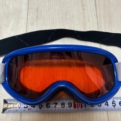 美品　キッズ　スキー用品　低学年の画像
