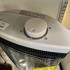 ジャングルジャングル貝塚店　電気ストーブ　トヨトミ　EH-Q100I  TOYOTOMI 暖房器具　ヒーター　冬物家電　赤外線ヒーター　中古　リユース　動作チェック済み　貝塚市の画像