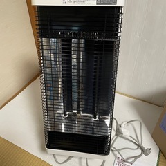 美品　セラムヒート　2023年製　 ヒーター　遠赤外線暖房機　ダイキン　CER11YS-W 動作確認済　（r71023b4）の画像