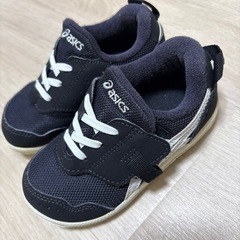 アシックス　15センチ　黒　シューズの画像
