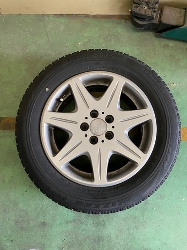 ブリザック vrx2プリウス