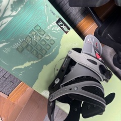 スノーボード　ビンディング付きの画像