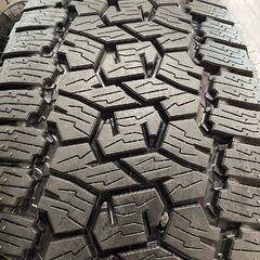 【走行短め】TOYO OPENCOUNTRY A/TⅢ オープンカントリー 265/60R20 20インチ 夏タイヤ 2本 24年製 ホワイトレター ランクル250等 (MTE016)クレジットカード QRコード決済可能の画像