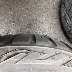 タイヤ4本セットの画像