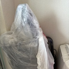 折りたたみベビーベッドの画像