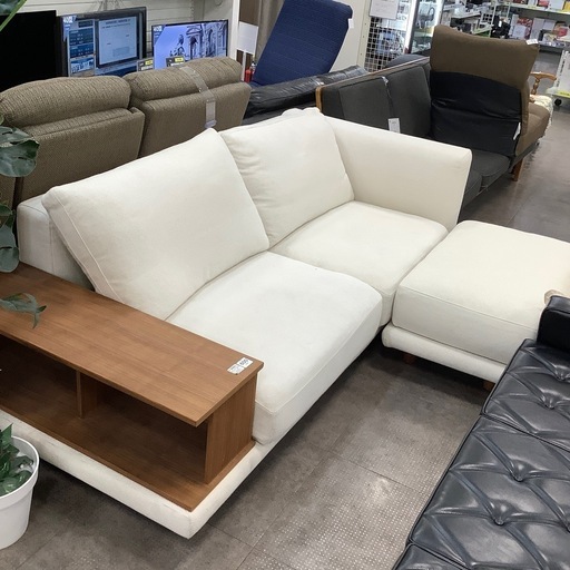 【値下げしました！軽トラ貸し出し、配送可！】ACTUS カウチソファー入荷しました！