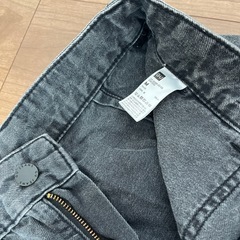 GU レディースデニム　Mの画像