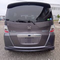 ご購入ありがとうございました。【車検★2年付☆支払総額275,000円】平成25年　ホンダ　フリードスパイク　ハイブリット　2WD　グレー　走行距離152,000㎞　1500㏄　5人乗り☆の画像