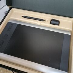 INTUOS PRO  無料で差し上げますの画像