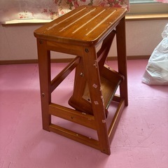 安定感のある踏み台/木製/階段付きステップの画像