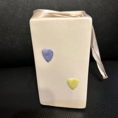 手描き風陶器　小物入れ　花瓶の画像